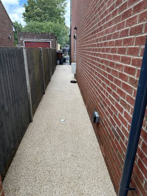 Driveway cleaning photo